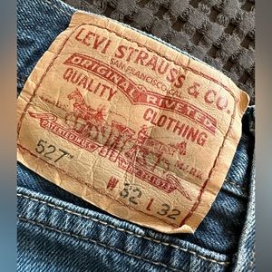 Men’s Levi’s 527 Low Boot Cut jeans 32/32